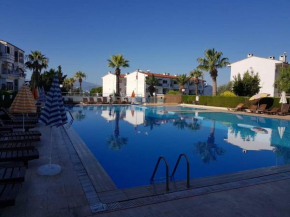 Full equipped house with amazing view of sea and pool